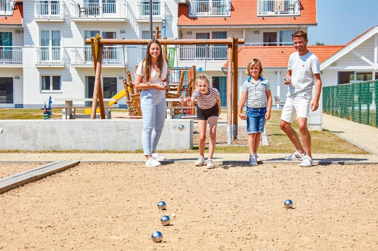 Holiday Suites Nieuwpoort Esterno foto